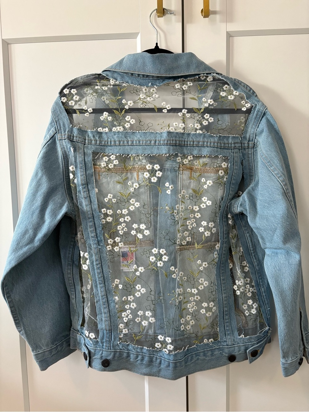 Dragon Denim Baby’s Breath Denim Jacket NWOT - Picture 4 of 9